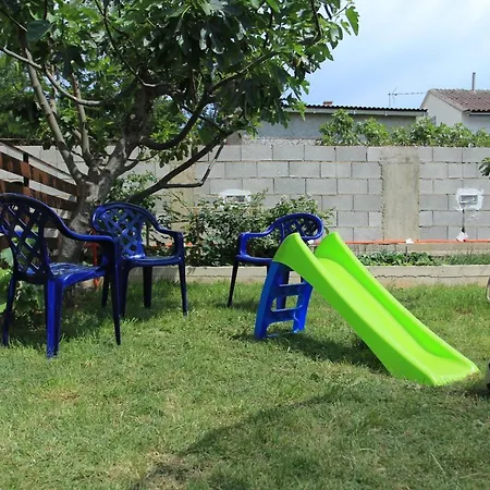 Apartament With A Parking Space Maslenica, Novigrad - 11384 Jasenice (Zadar)